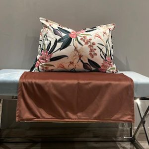 Cushion Oxford Style